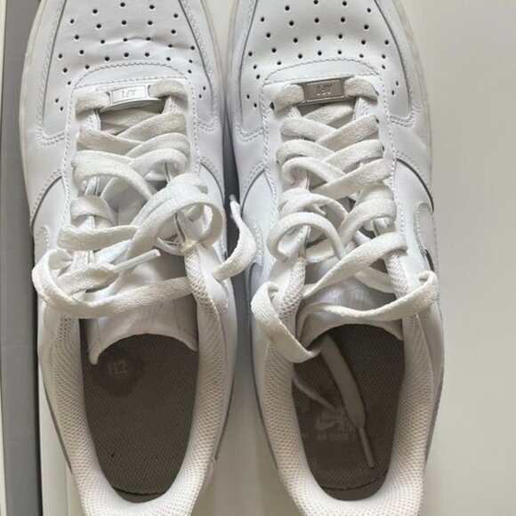 Nike Air Force 1 '07 - Picture 2 of 4